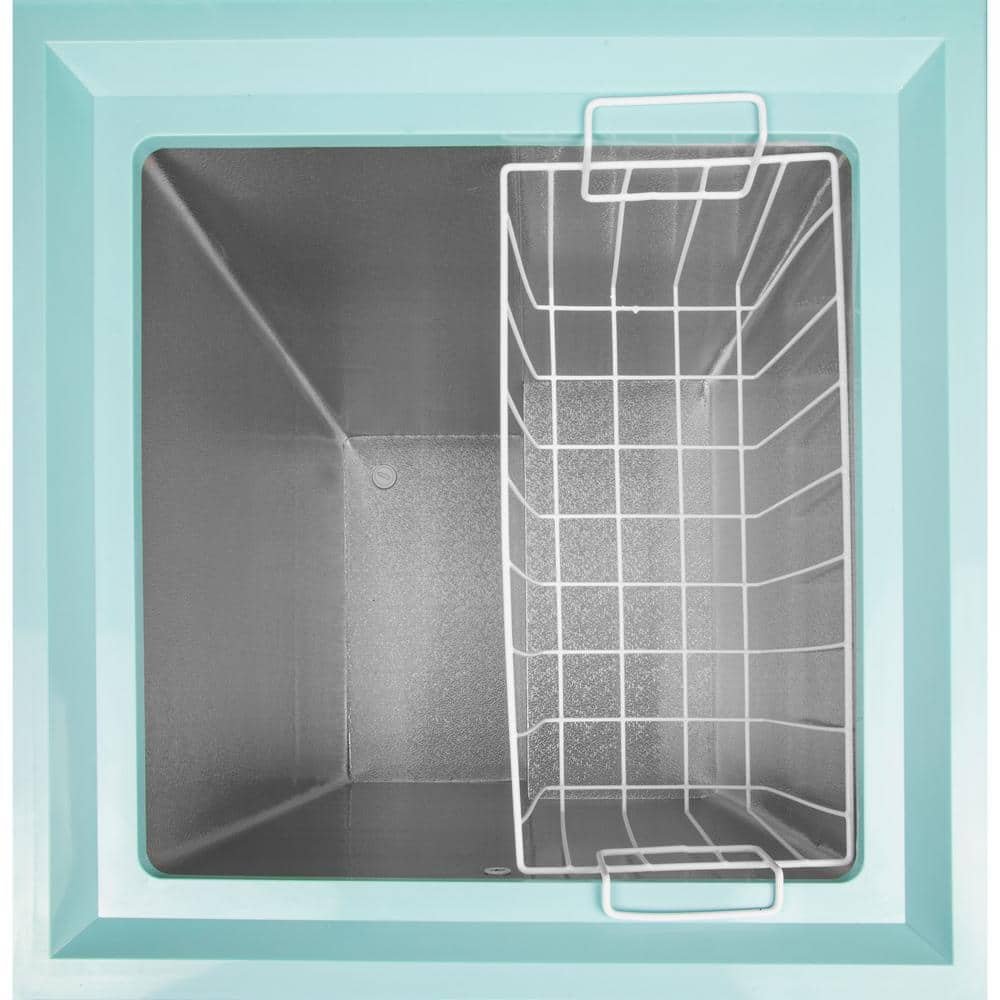 23 in. Width 3.5 cu.ft. Manual Defrost Mini Chest Freezer in Blue/Purple - Image 2